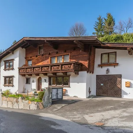 Pletzer Apartment *